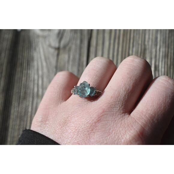 Handmade Aquamarine Ring in .925 sterling silver - Picture 1 of 5
